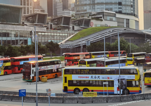 中港運輸:過境司機要求港府延長燃油補貼一年